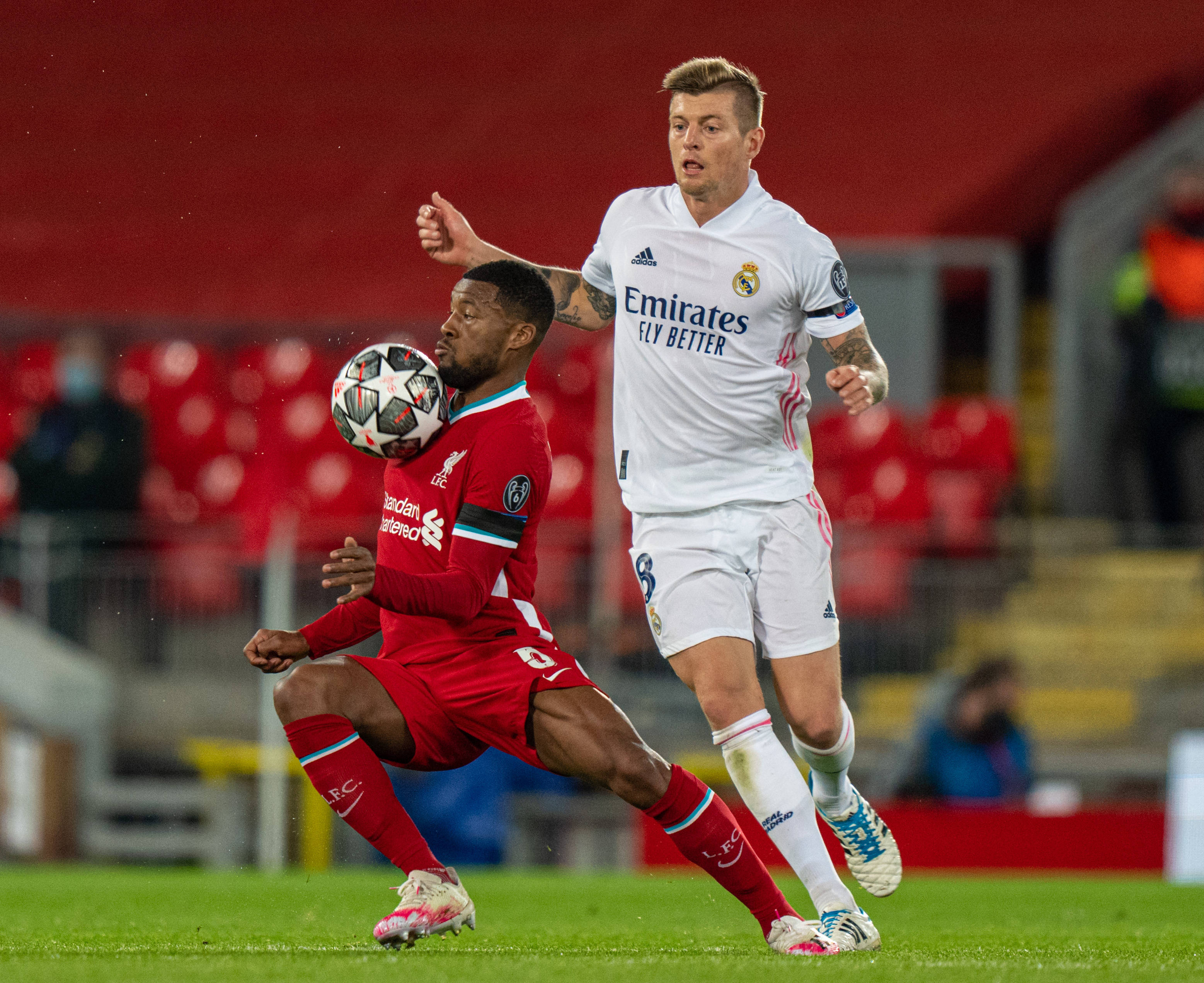 阿斯：维尼修斯希望继续为皇马效力，续约谈判已步入正轨