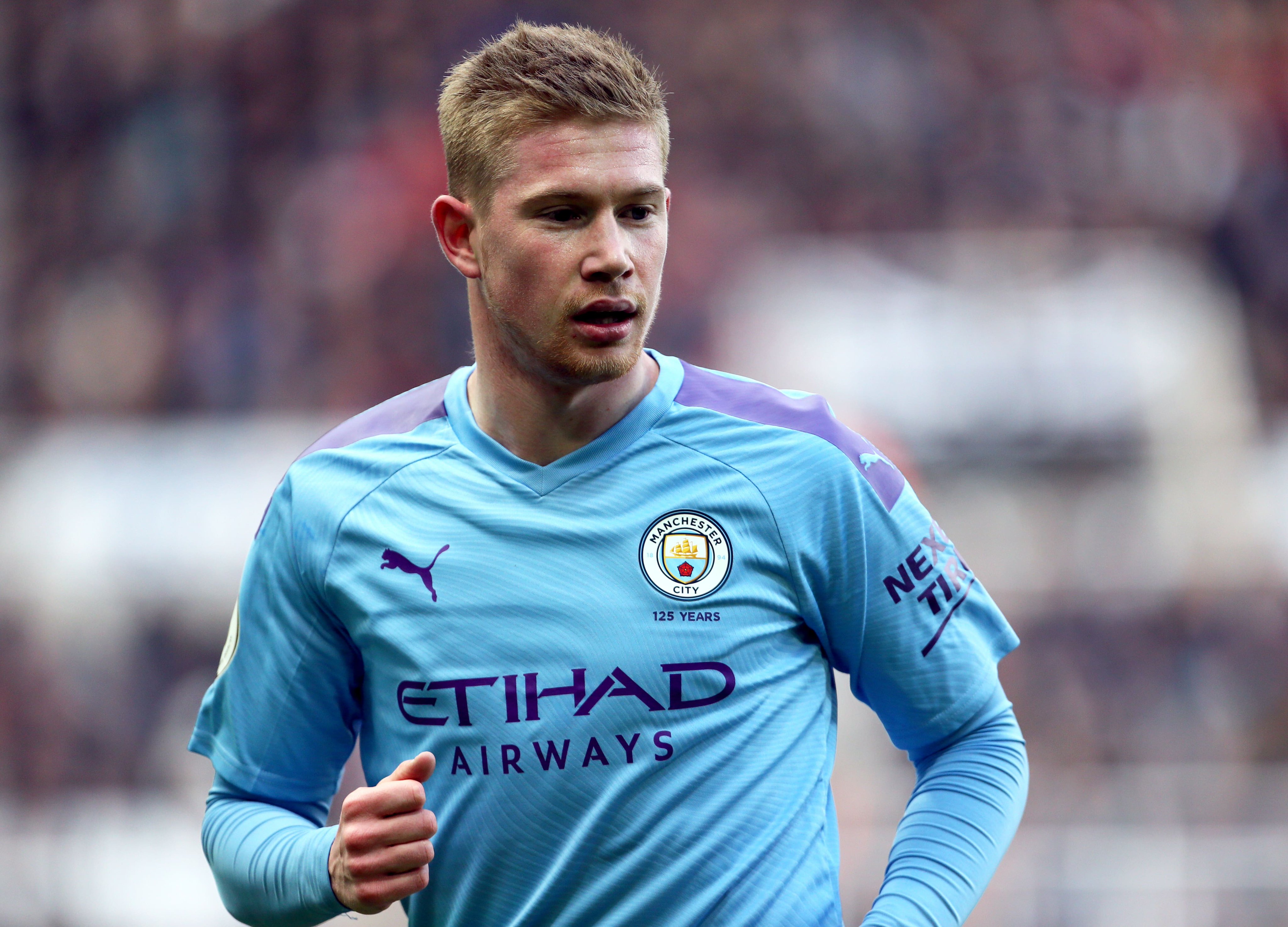 赖特：贝林厄姆让某些人害怕，外界没准备好迎接这种黑人巨星（赖特：贝林厄姆令部分人不安，外界尚未准备好迎接这样的黑人巨星）