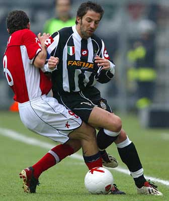 2025赛季中超最佳比赛：山东泰山6-0复仇北京国安，瓦科4射1传（2025中超年度经典战：山东泰山6比0痛击北京国安，瓦科大四喜+送出1次助攻）