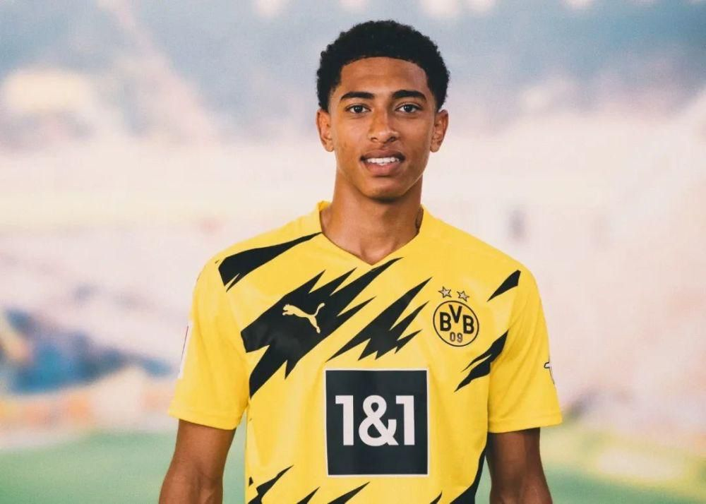 东体谈中超外援名额调整：足协、中足联应多听听俱乐部的意见（东体评中超外援名额调整：足协与中足联应更多听取俱乐部意见）