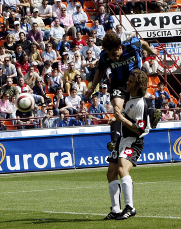 德拉富恩特：我们和巴萨的关系很好；卡瓦哈尔能赶上世界杯