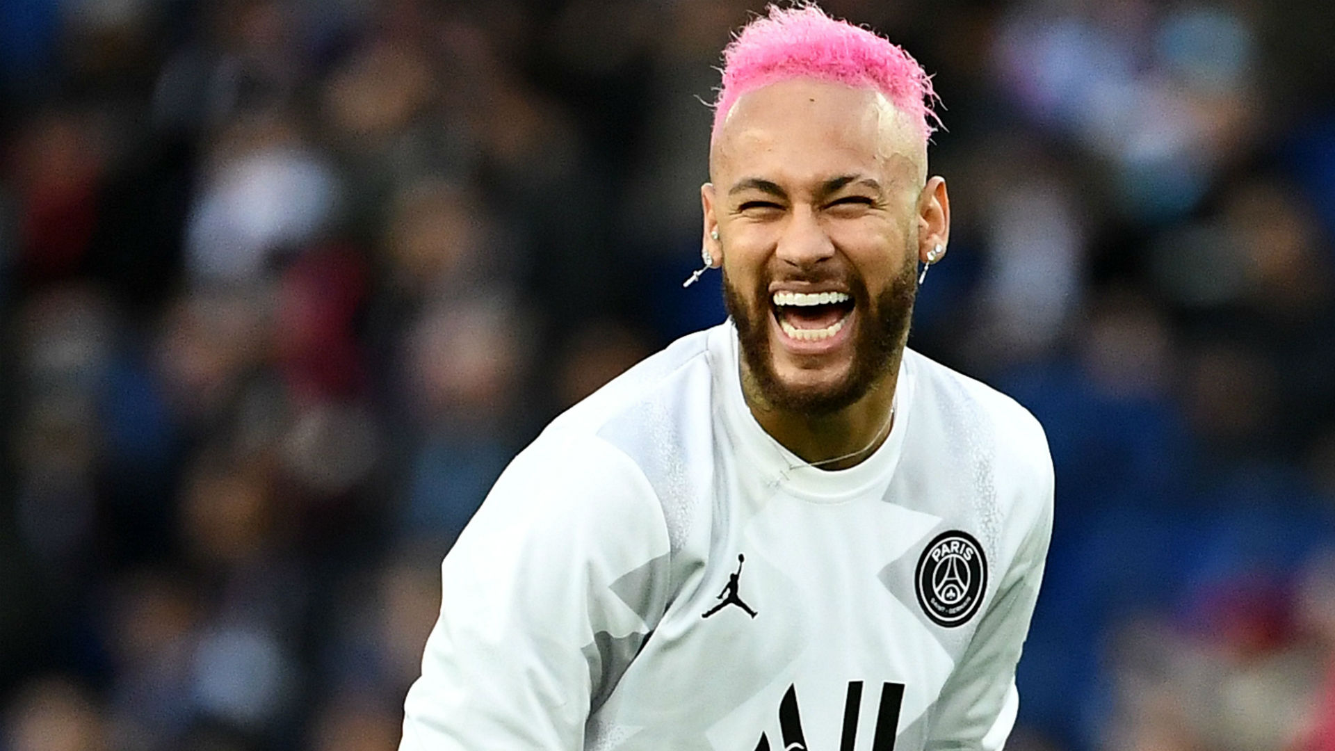 皇马连续三轮平局遇危机！西甲第19轮提前上演，白衣军团能否止住颓势？（皇马三连平陷入低谷？西甲第19轮提前打响，白衣军团能否扭转颓势）