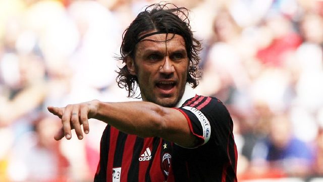 一镜到底！阿莫林带你看看，这个赛季曼联战胜了哪些对手：（跟着阿莫林一镜到底，回顾曼联本赛季击败的对手）