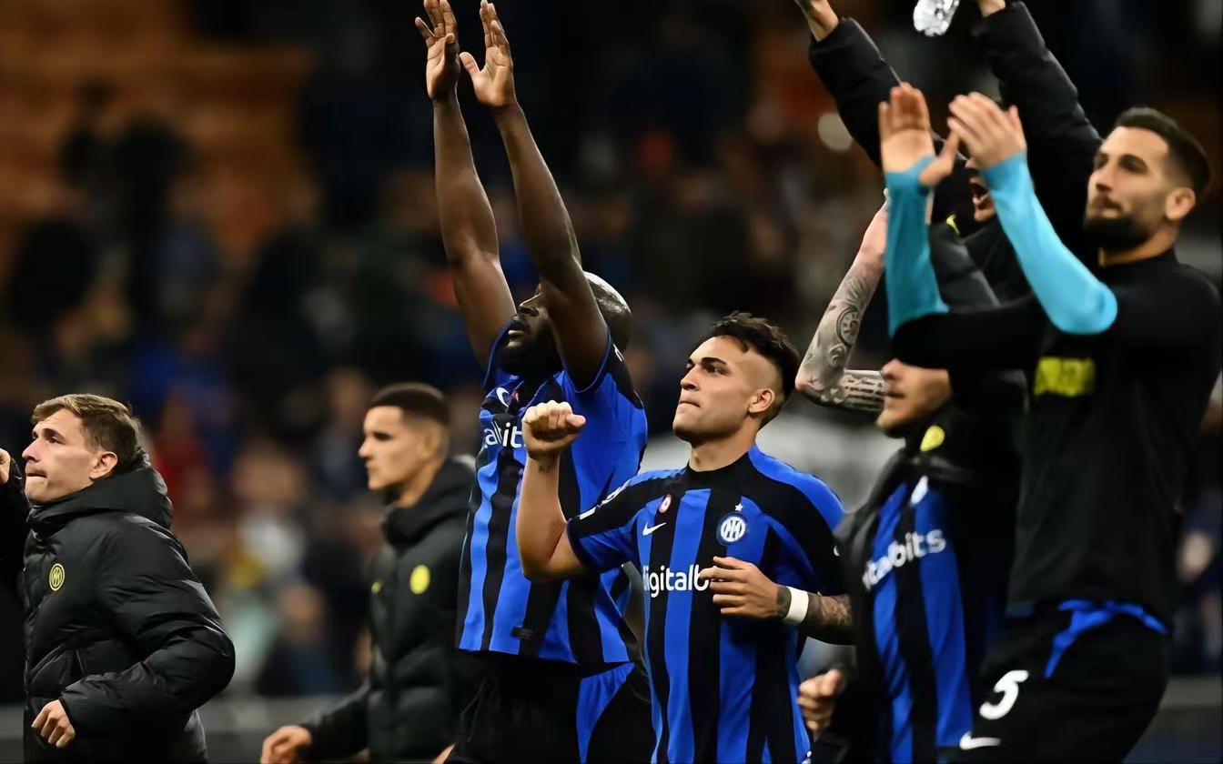 Hero扳平比分，菠萝关羽盯死敌方双c