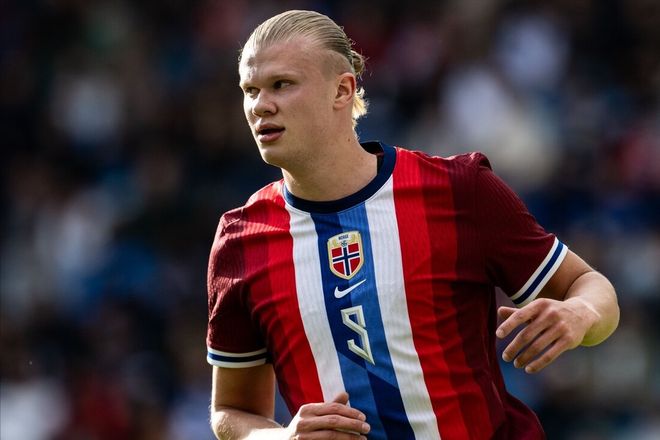 德利赫特：球队还不在想要的位置上，希望本赛季拿到欧冠资格（德利赫特：我们尚未达到理想排名，目标本季锁定欧冠席位）