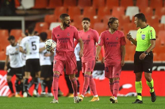 阿斯报预测巴萨vs毕包首发：霍安加西亚回归，亚马尔领衔三锋（《阿斯》预测巴萨对阵毕尔巴鄂首发：霍安-加西亚复出，亚马尔领衔锋线三人组）